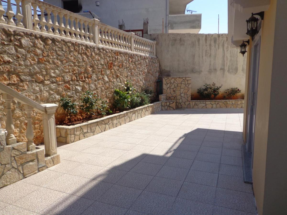 Olympian Rooms Dhërmi Dış mekan fotoğraf