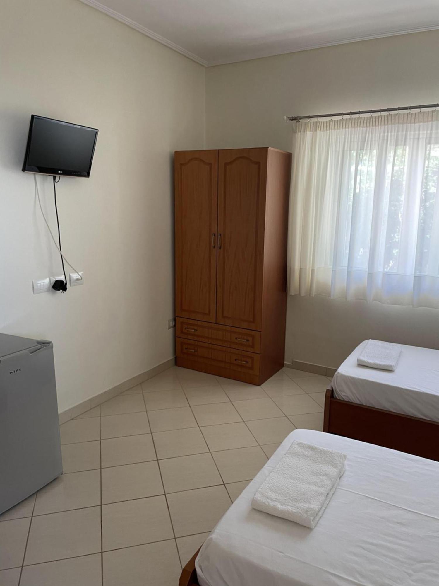 Olympian Rooms Dhërmi Dış mekan fotoğraf